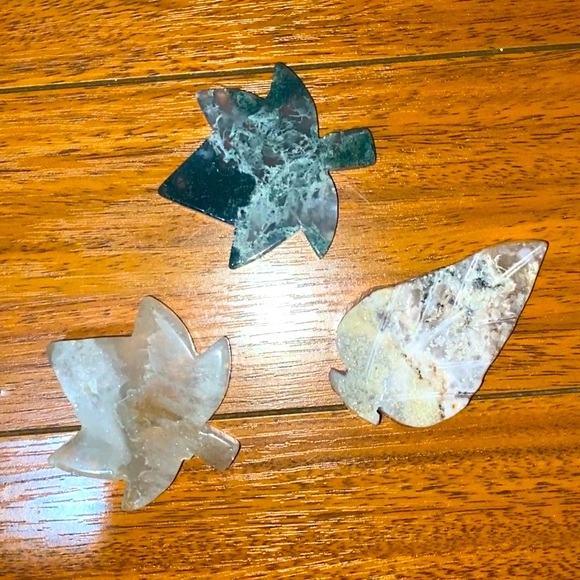 Agate crystal leaf set - Picture 1 of 3